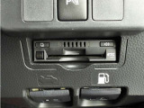 ETCゲートを使ってキャッシュレスで料金所を通過・スマートに時短出来ます。スマートICを乗降出来るのもメリットです!ETCカードはトヨタカードがおすすめ!