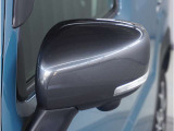 【ドアミラーウインカー】格好良さだけではなく対向車両からの視認性もよく安全に走行する為の安全装備のひとつです。