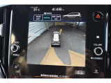 マルチビューモニターは車両の前後左右に搭載された4つのカメラ映像を合成し車両を真上から見てるような映像を11.6インチディスプレイに表示する機能です