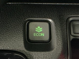 ★ECONスイッチ★ エコドライブを加速しよう!スイッチをONにすると、運転の仕方によるロスを抑え込み燃費をよくするようクルマが頑張ります(*^ー^*)燃費向上にチャレンジ♪