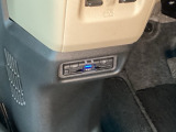 ビルトインタイプの【ETC】で見た目もスッキリ。高速道路の利用にとても便利です。