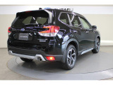 新開発のフレーム構造「スバルグローバルプラットフォーム」採用で高いボディ剛性としなやかさを実現。快適な移動空間を創り出します。
