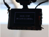 お車選びをお楽しみ頂けるよう、在庫車の展示スペースを十分に確保しております。