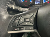 運転席廻りの様子です。ハンドルスイッチで純正オーディオの基本操作等も可能です☆