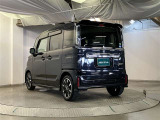 この車でレジャーにショッピングにお出かけしましょ!