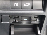 広がる運転支援サービスETC2.0搭載。全国の高速道路に設置されたITSスポットと双方向通信を図り、広域な道路交通情報や安全運転をサポートする情報を得て、音声やナビ画面上にタイムリーにお知らせします。