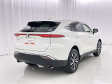 「バックフォルム」です。トランク・ラゲッジスペースには、多くの荷物を入れることが可能です。