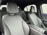 中古車だけではなく、新車も多岐にわたり、正規輸入車販売を行っております。全国選りすぐりの仕入ネットワークの中からあなたにピッタリのお車を探します!