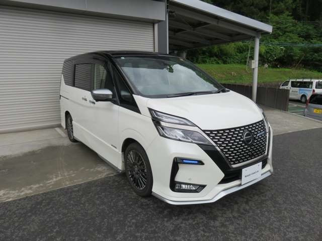 日産 セレナ 