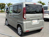当店は、新車〜登録済未使用車、お買い得軽自動車まで、多数在庫しております♪軽自動車の事なら全て当店にお任せください!目玉車両もございますので、ぜひ一度軽ワールドへお越しくださいませ!