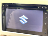 【メーカー純正ナビ】インテリアに溶け込むスタイリッシュな「専用設計」メーカーナビを装備♪視認性や操作性など基本性能にも優れ、より上質なカーライフをお楽しみいただけます。