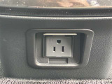 災害などによる非常時に電力が必要なとき、車両の走行機能を停止した状態で、AC100V で消費電力の合計が1500W 以下の電気製品を使用することができるシステムです