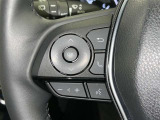 ステアリングスイッチ装備!運転しながら手元でオーディオの操作などができます。