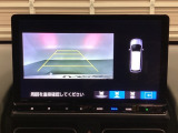 バックでの車庫入れも安心です!リアカメラが付いているバックモニター付のナビを装備しております。バンパーについているソナーや、操作線もついており距離感も画面から確認できます。