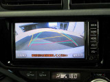 バックカメラで後方がリアルタイム映像で確認できます!商業施設や駐車場でのバック時、夜間のドライブでも安心です♪