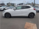 車両左横です。