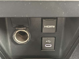 HDMI端子に専用のケーブルを接続すればナビ画面でYouTube等見れます!