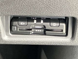 高速道路の料金所もスムーズに通過できるETC。阪神高速はETC使用時に距離料金でお得になりますよ。