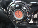オートエアコンなのでスイッチひとつで車内を設定温度に調節してくれます☆