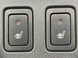 【シートヒーター】寒い日に重宝するシートヒーター!エアコンより早く温まってくれるので寒がりの人も安心ですね♪エアコンの温風は乾燥するから苦手、という方にもをおすすめです。