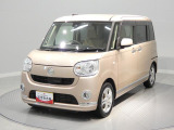 【冬道の安心感】雪道も頼もしい4WD車です。寒い朝に嬉しいエンジンスターターや、両側電動スライドドアを備え実用性も十分。毎日の生活を優しく支える相棒です。