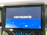 【大画面ナビ】人気の大型10インチナビを装備。存在感のある大画面はインパクト大!ナビ利用時のマップ表示は見やすく、テレビやDVDは臨場感がアップ!いつものドライブがグッと楽しくなります♪