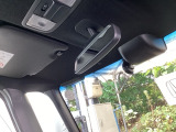 Hondaセンシング搭載!ミリ波レーダーと単眼カメラで、クルマの前方の状況を認識。ブレーキやステアリングの制御技術と協調し、安心・快適な運転や事故回避を支援する先進のシステムです!