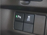 ◆パーキングセンサーシステム◆車庫入れの時などに近くに障害物がある場合、障害物までの距離を音で知らせてくれます。