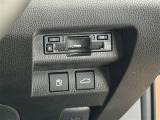 先進の安全装置が装着されています。詳しい機能についてはスタッフまでお問合せください。