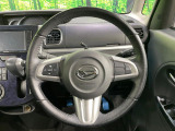 【純正革巻きステアリング】上質な革を使用することで、手にしっかり馴染みとても運転しやすいハンドルです♪