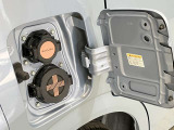 【充電ポート】充電ポートの上部が普通充電、下部が急速充電となります!