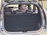 荷室はシートアレンジを行うことで広い荷室にすることが可能です 様々なシーンで活躍できますね