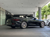 メルセデス・ベンツの定める厳しい基準をクリアしたお車のみをご案内させて頂きます。納車前整備はメーカー規定に基づき100項目にも及ぶ点検を熟練のメカニックによって行いご納車させて頂きます。