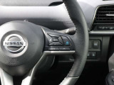 ハンドル右側のスイッチでプロパイロットをお使いいただけます。高速道路や自動車専用等での長距離運転をサポートしてくれます☆