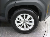 タイヤサイズは205/65R16です。