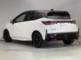 【ワイド保証】日産販売店の中古車には、無料で保証が付いています。走行距離無制限で、無料保証期間は1年間から。品質に自信があるから実現した、日産ならではの保証です。