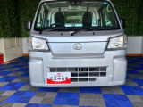 人気の4WD車です★4つのタイヤがそれぞれ駆動するので、雪道でもしっかりと進みます!ブレーキ時も安心です!!