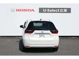 F  I  T  真ん中に アイ がある車です