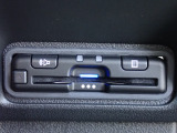 ■【ETC車載器】が装備されています。セットアップをしてお渡しとなり、ETCカードを差し込むだけで高速道路の利用が可能です。