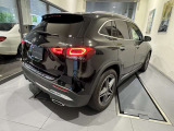 メルセデス・ベンツの定める厳しい基準をクリアしたお車のみをご案内させて頂きます。納車前整備はメーカー規定に基づき100項目にも及ぶ点検を熟練のメカニックによって行いご納車させて頂きます。