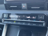 オートエアコン★温度を設定すれば車内を快適に保ってくれます♪