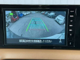 バックビューモニターです。画像も大きく表示されますので、車庫入れも安心です。