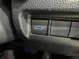 【パワーバックドア】ボタン一つでテールゲートが自動で開閉します。