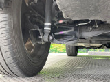 お車を安心してお乗りいただく為には、足回りの定期点検が欠かせません。サービスサポート(有償保証)では無料点検もご提供しており、安心のカーライフをお過ごしいただけるサポート体制が整っています。