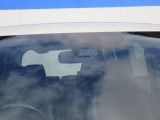 サポカーは、高齢運転者を含めたすべてのドライバーによる交通事故の発生防止・被害軽減対策の一環として、国が推奨する新しい自動車安全コンセプトです。詳しくは販売店スタッフまでおたずねください。