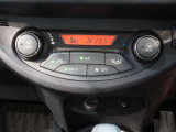 オートエアコンで快適な室内です。