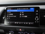 ナビゲーションはホンダ9インチコネクトディスプレイナビを装着しております。AM、FM、Bluetooth、フルセグTVがご使用いただけます。初めて訪れた場所でも道に迷わず安心ですね!