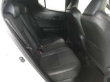 ゆとりある広々とした車内空間は、ドライブを始め買い物やレジャーなど、幅広く活躍します。一人でもみんなとでもお出かけを楽しみましょう!