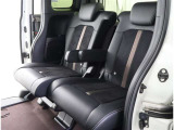 ゆとりある広々とした車内空間は、ドライブを始め買い物やレジャーなど、幅広く活躍します。一人でもみんなとでもお出かけを楽しみましょう!