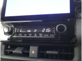 オートエアコンでドライブも快適です♪